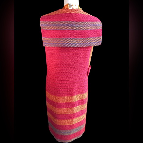 Vintage 1960’s Wool Tweed Magenta Sleeveless Dress. B31 - Picture 5 of 16